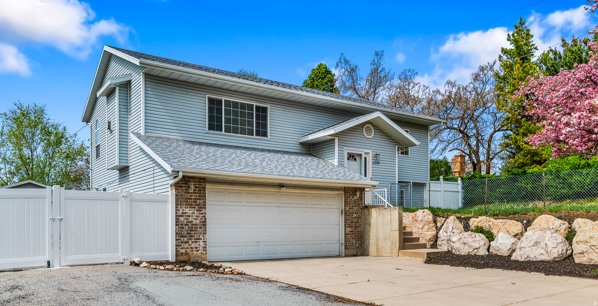 HENDERSON SUBDIVISIO - Residential