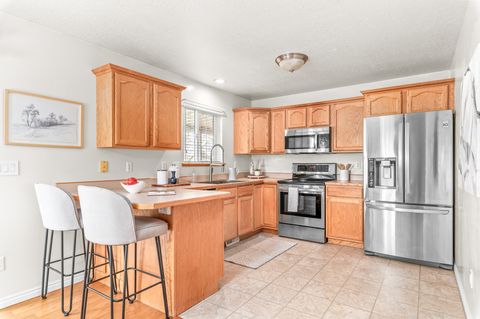 Tiny photo for 1039 MOUNTAIN RD, Ogden, UT 84404 (MLS # 2147658)