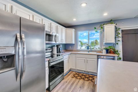 Tiny photo for 182 W CASI WAY S, Saratoga Springs, UT 84045 (MLS # 2115875)