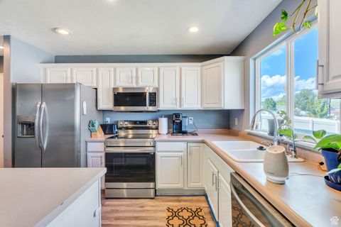 Tiny photo for 182 W CASI WAY S, Saratoga Springs, UT 84045 (MLS # 2115875)