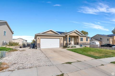 Tiny photo for 182 W CASI WAY S, Saratoga Springs, UT 84045 (MLS # 2115875)