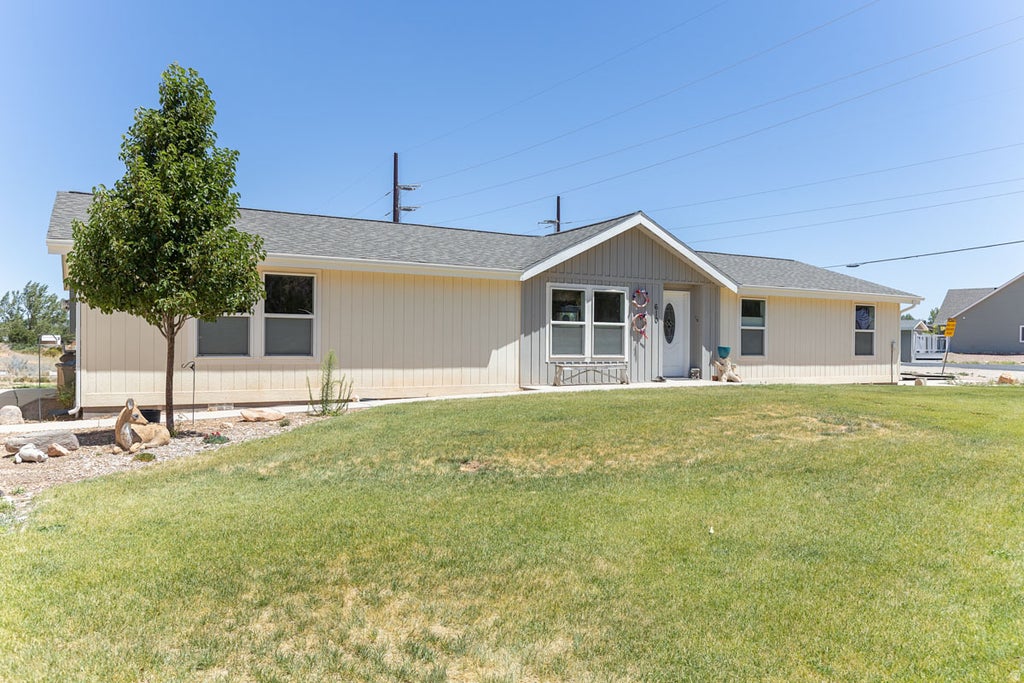 Photo of 610 W OLD HIGHWAY 91, Parowan, UT 84761 (MLS # 2171334)