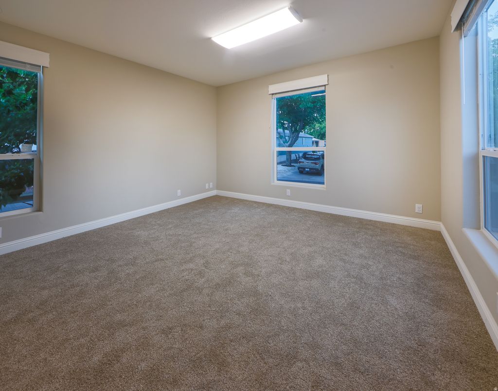 Photo of 87 RED HILLS PKWY #87, Washington, UT 84780 (MLS # 2155415)