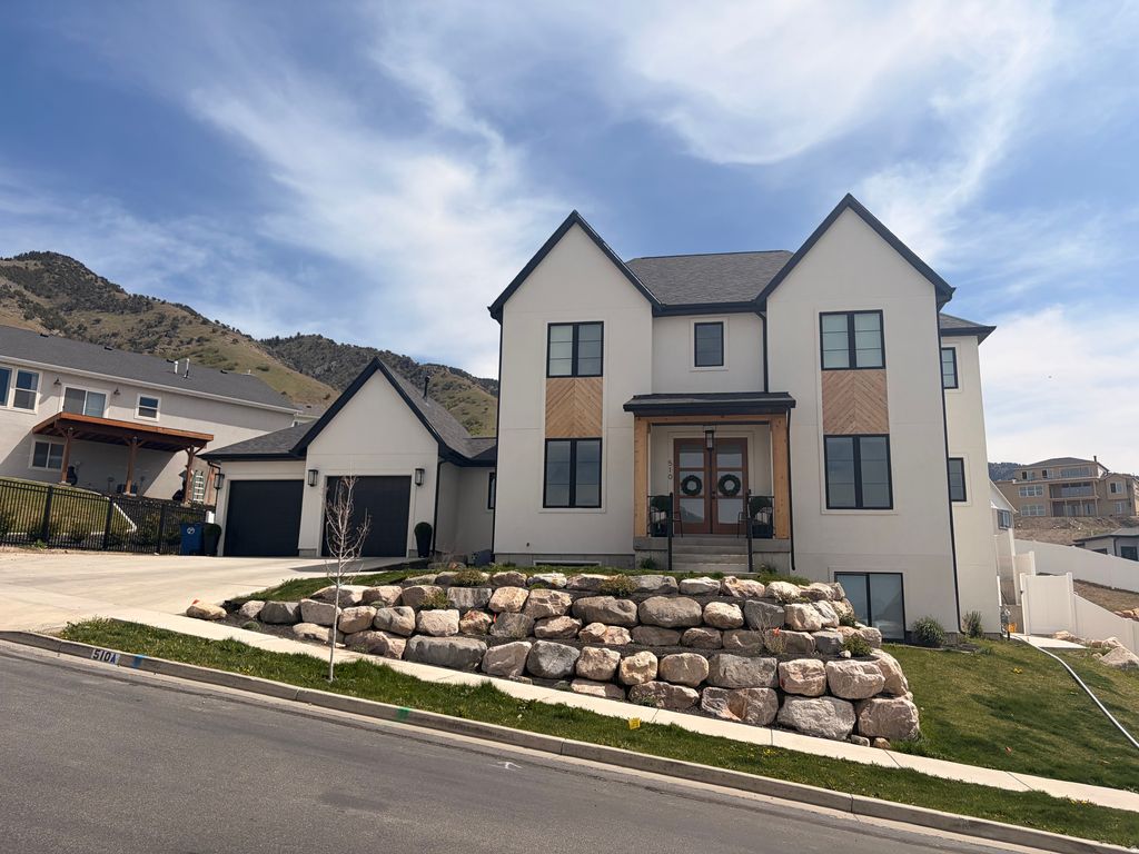 Photo of 510 SARAH ST, Providence, UT 84332 (MLS # 2153488)
