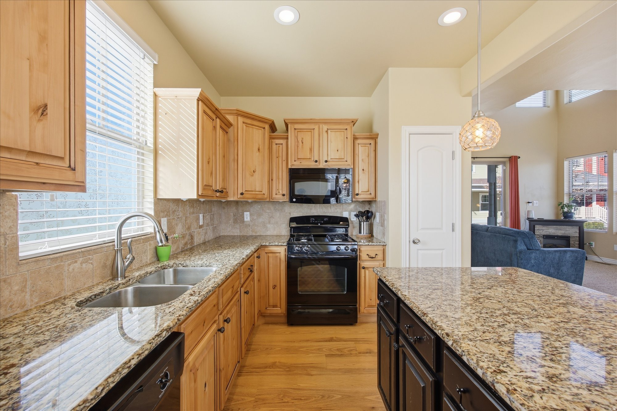 KENNECOTT - Residential