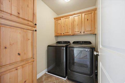 Tiny photo for 10708 S OZARKS DR, South Jordan, UT 84009 (MLS # 2141164)
