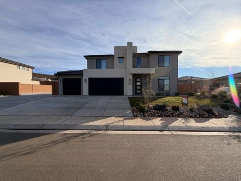 Tiny photo for 3530 E BRISTLE CONE WAY, Saint George, UT 84790 (MLS # 2130846)