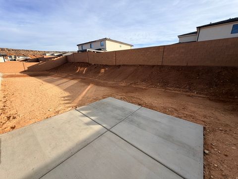 Tiny photo for 3530 E BRISTLE CONE WAY, Saint George, UT 84790 (MLS # 2130846)