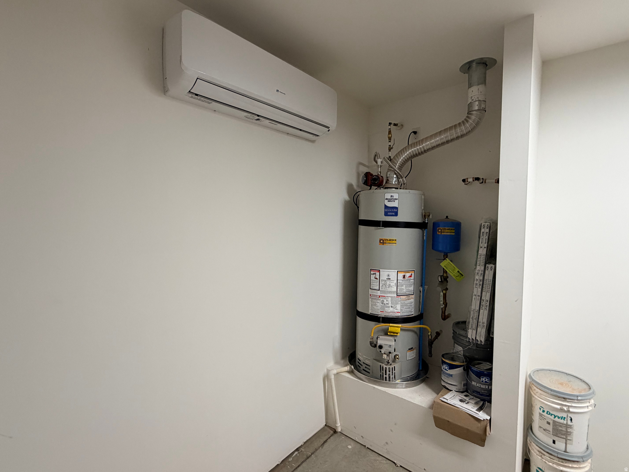 RED PINE 2 - Residential