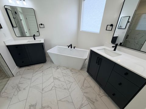 Tiny photo for 3530 E BRISTLE CONE WAY, Saint George, UT 84790 (MLS # 2130846)