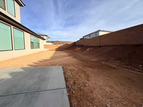 Tiny photo for 3530 E BRISTLE CONE WAY, Saint George, UT 84790 (MLS # 2130846)
