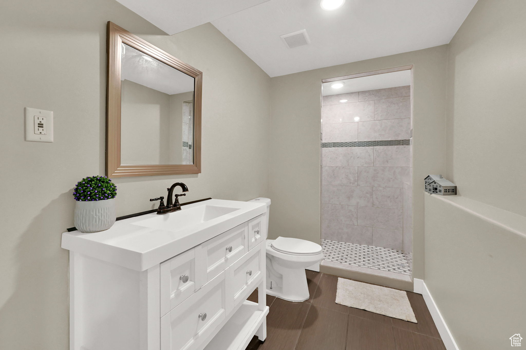 FARR WEST MEADOWS - Residential