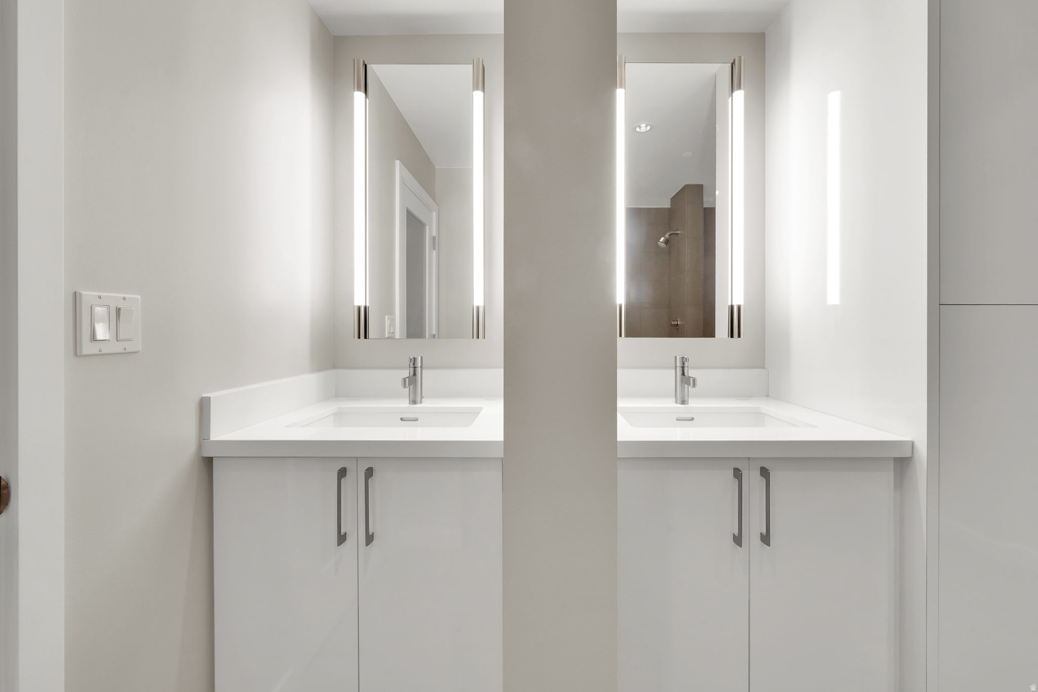 AMERICAN TOWERS - Residential