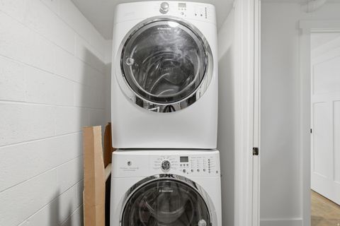 Tiny photo for 3856 S GRANDVIEW DR E, Ogden, UT 84403 (MLS # 2140289)