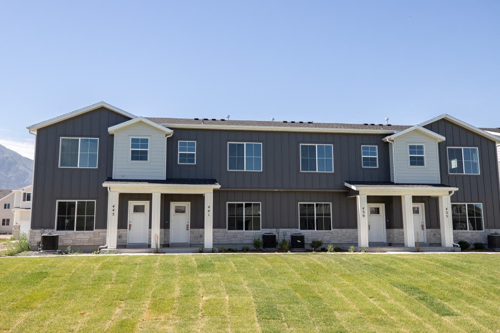 Photo of 441 E 590 N #54, Salem, UT 84653 (MLS # 2172865)