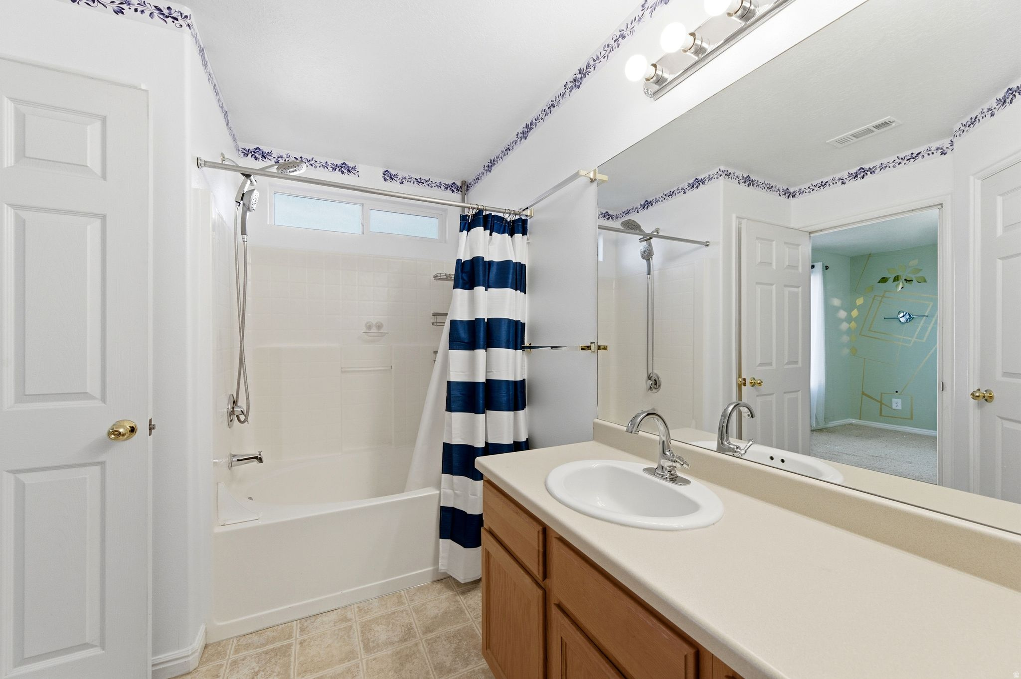 DRAPER LANDING - Residential