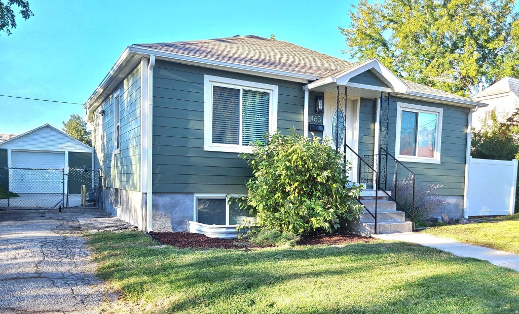 Photo of 463 E KENSINGTON AVE S, Salt Lake City, UT 84106 (MLS # 2184000)