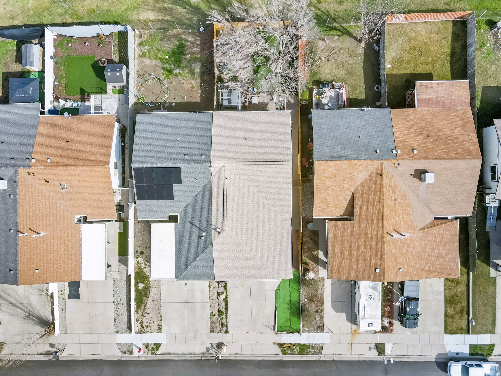 HILLSDALE TWIN HOME - Residential Income