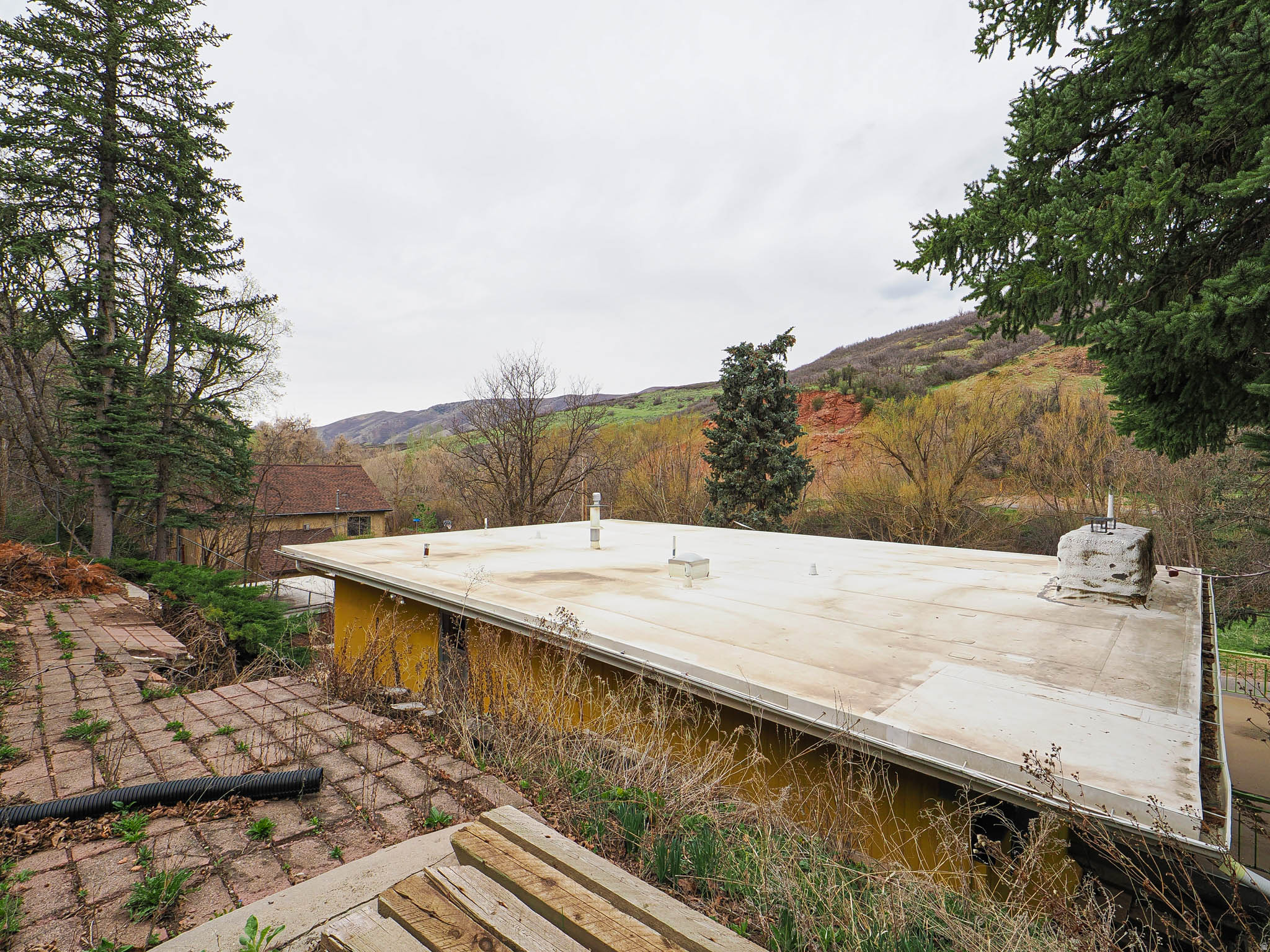 EMIGRATION - Residential