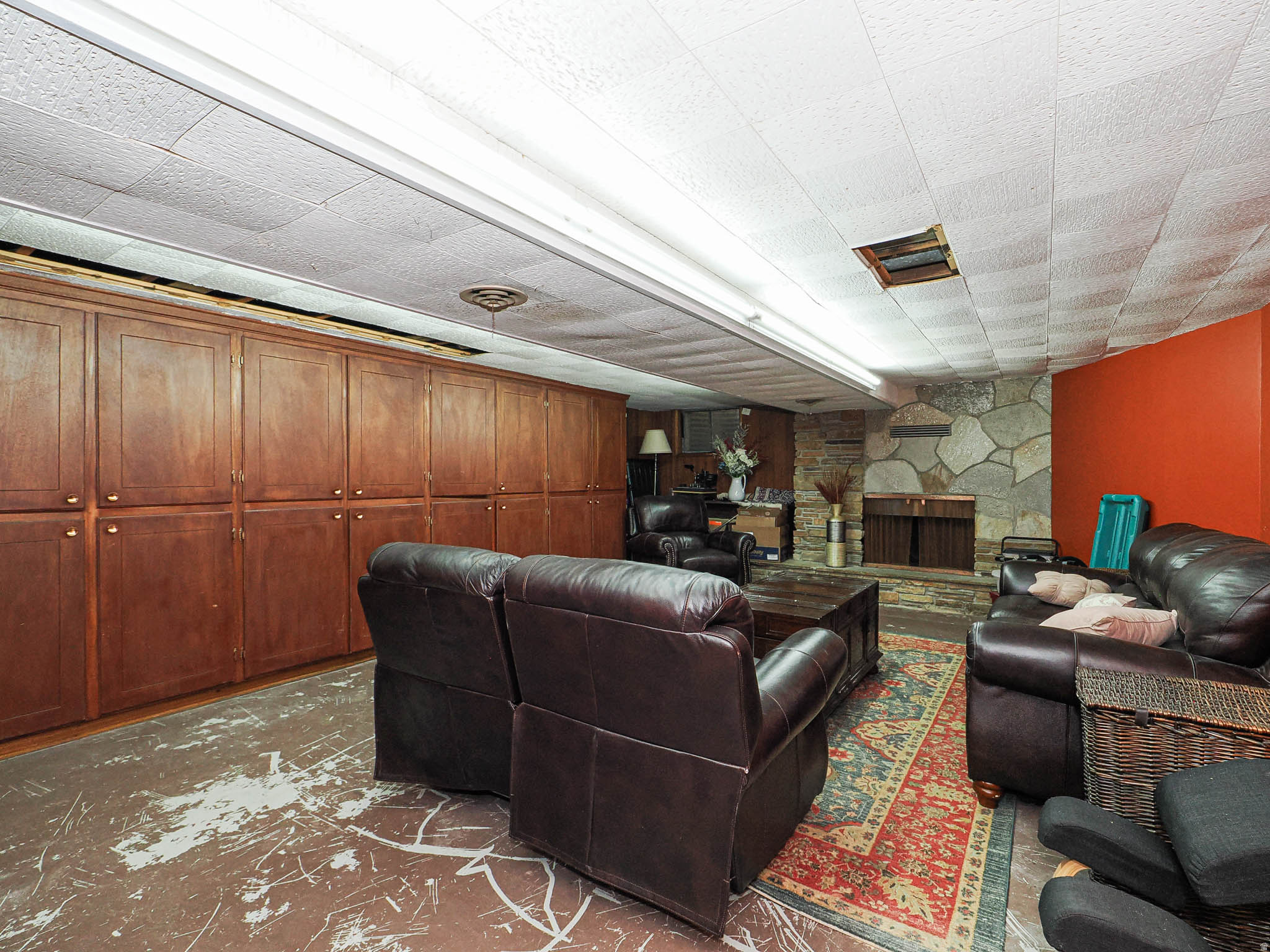 EMIGRATION - Residential