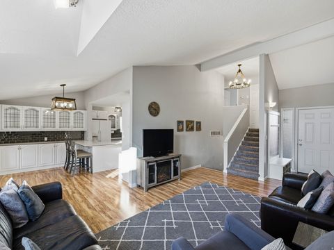 Photo of 2335 W 4195 S, Taylorsville, UT 84119 (MLS # 2131081)