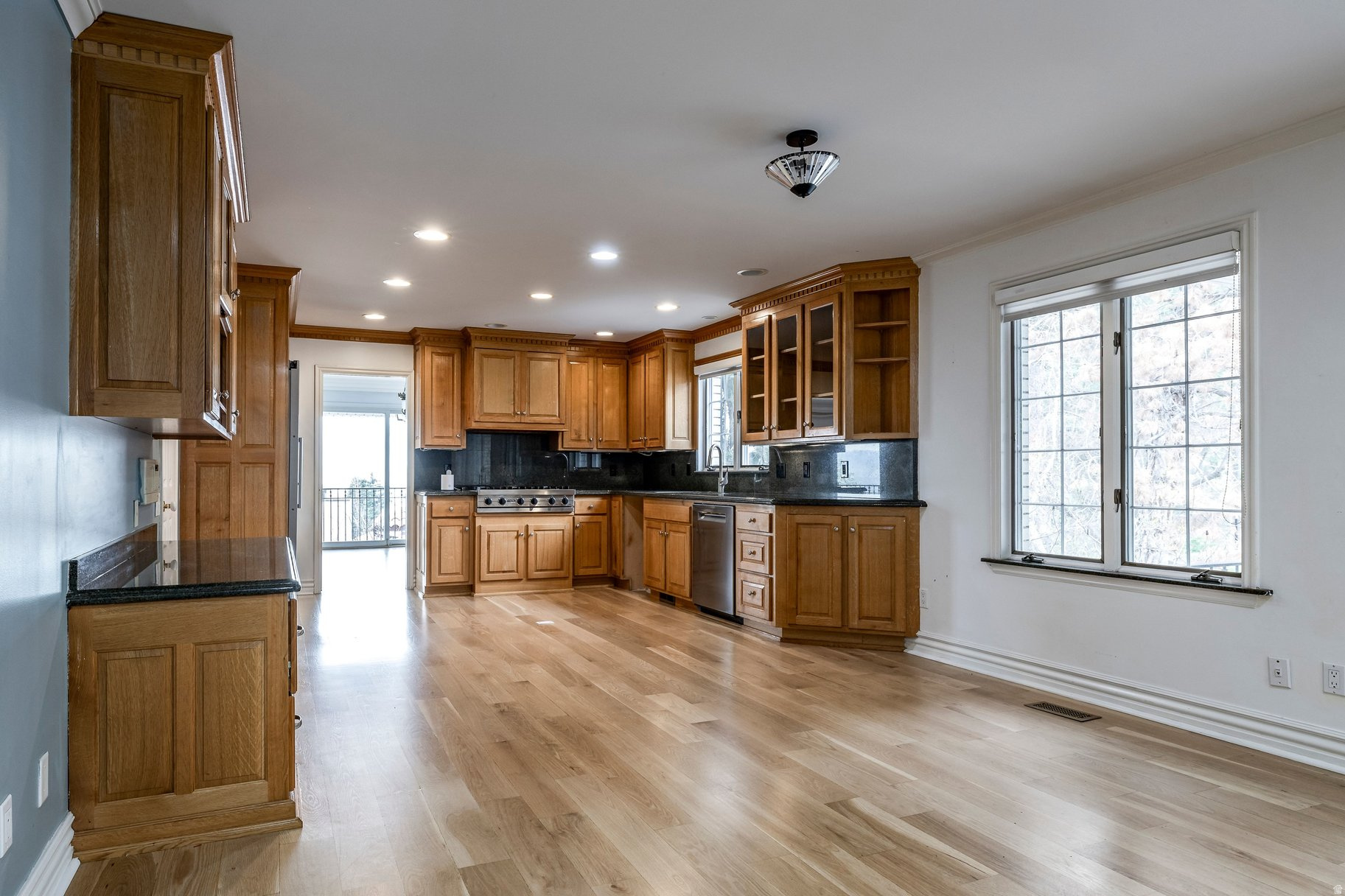 FEDERAL HEIGHTS - Residential