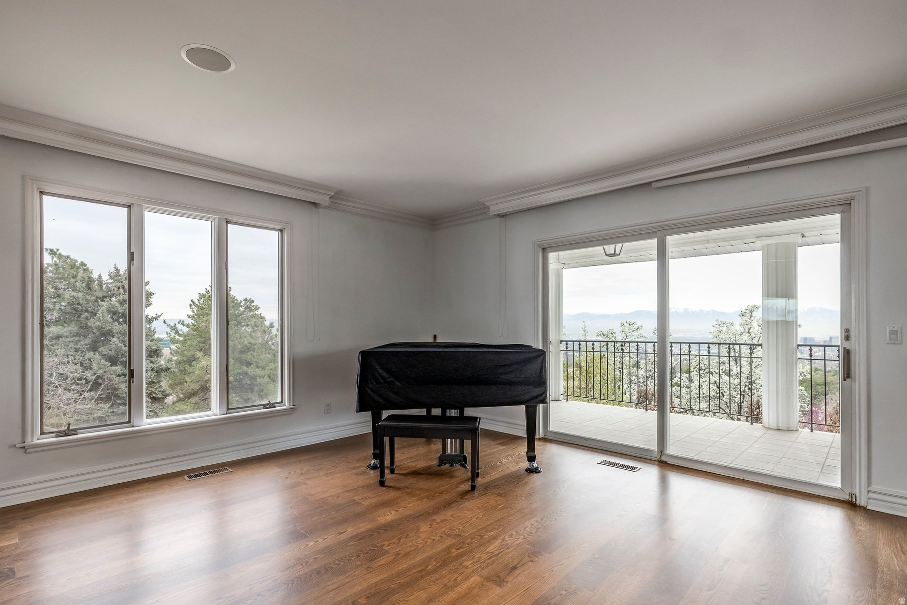 FEDERAL HEIGHTS - Residential