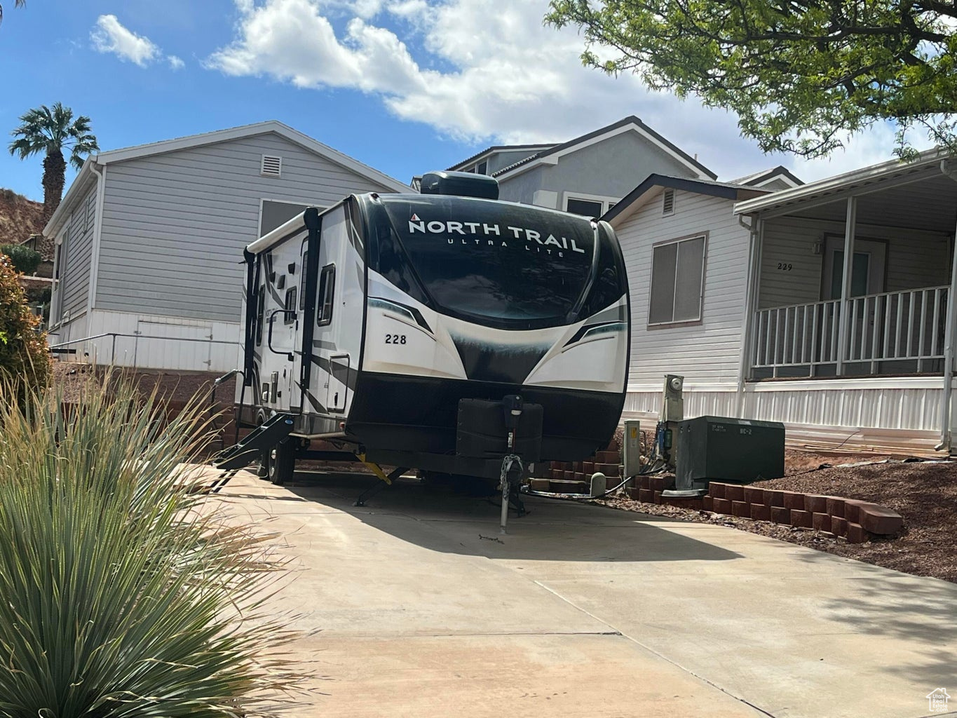 TWIN LAKES RV PARK - Land