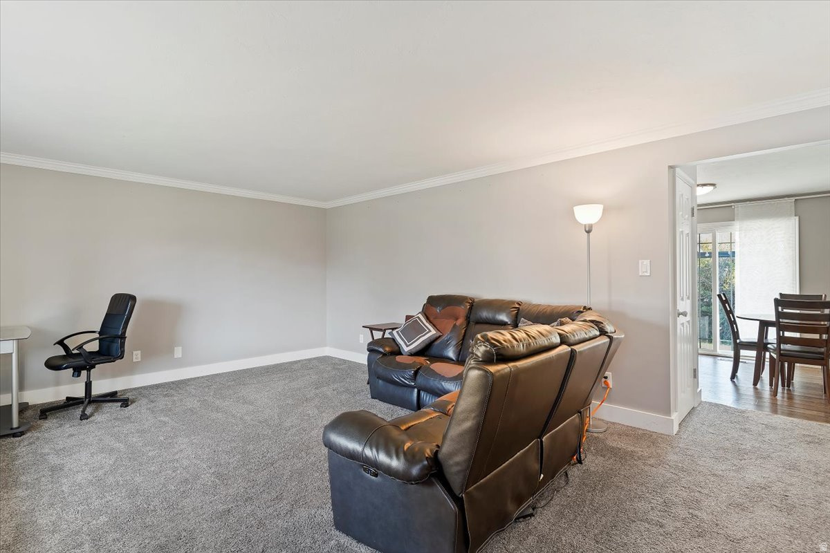 MOUNTAIN GLENN - Residential