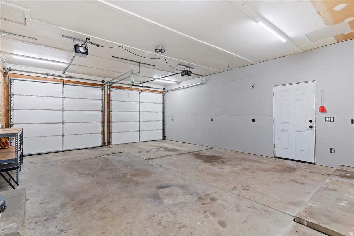 MOUNTAIN GLENN - Residential