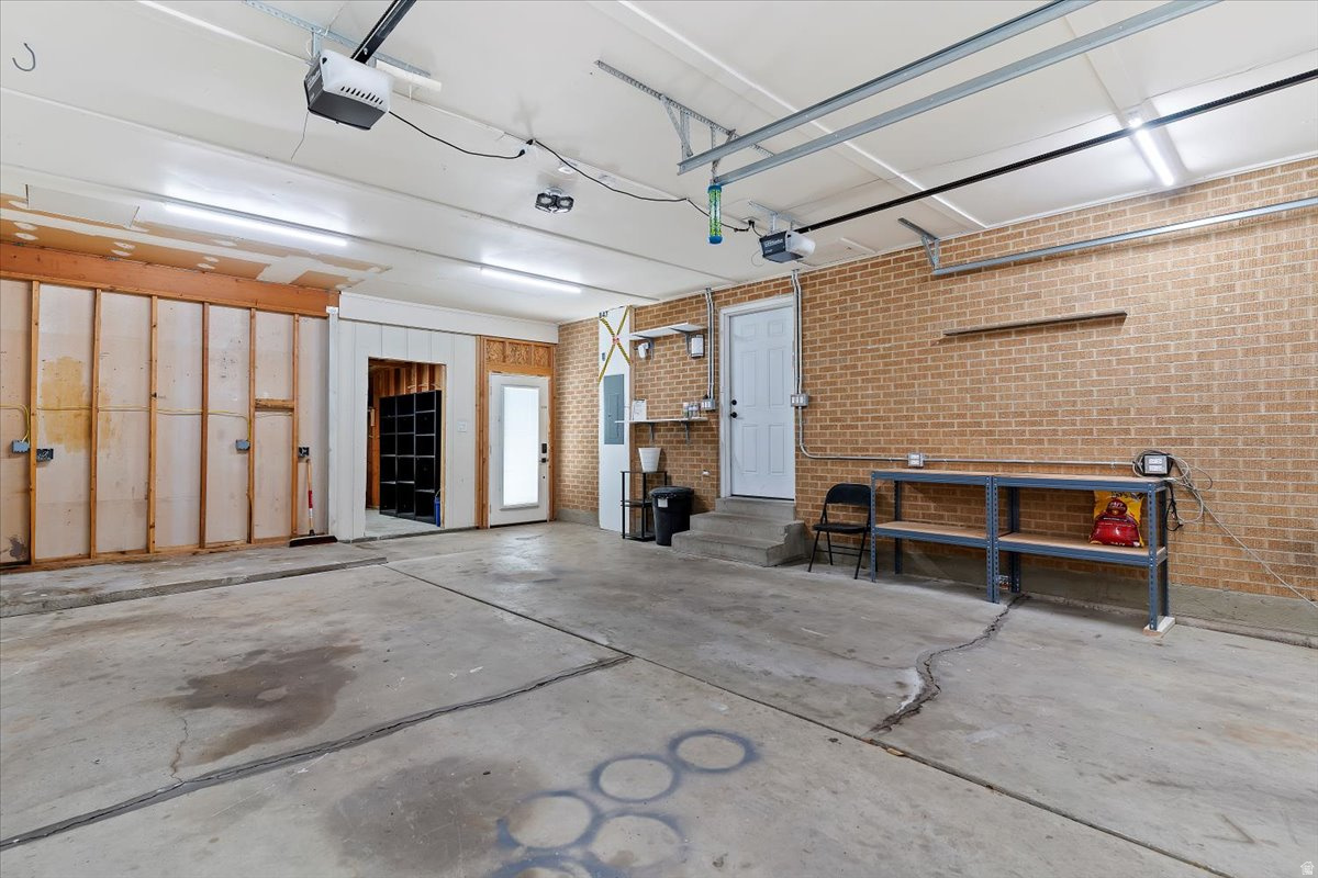 MOUNTAIN GLENN - Residential