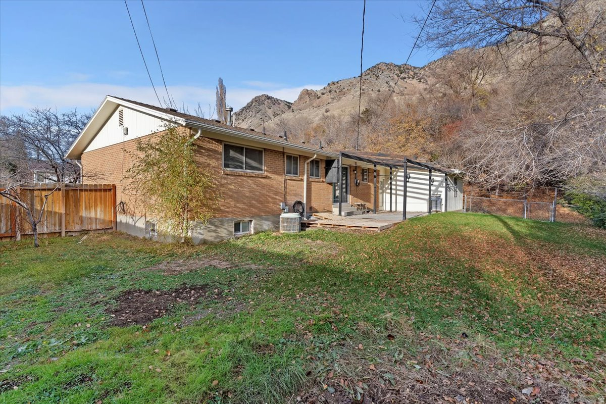 MOUNTAIN GLENN - Residential