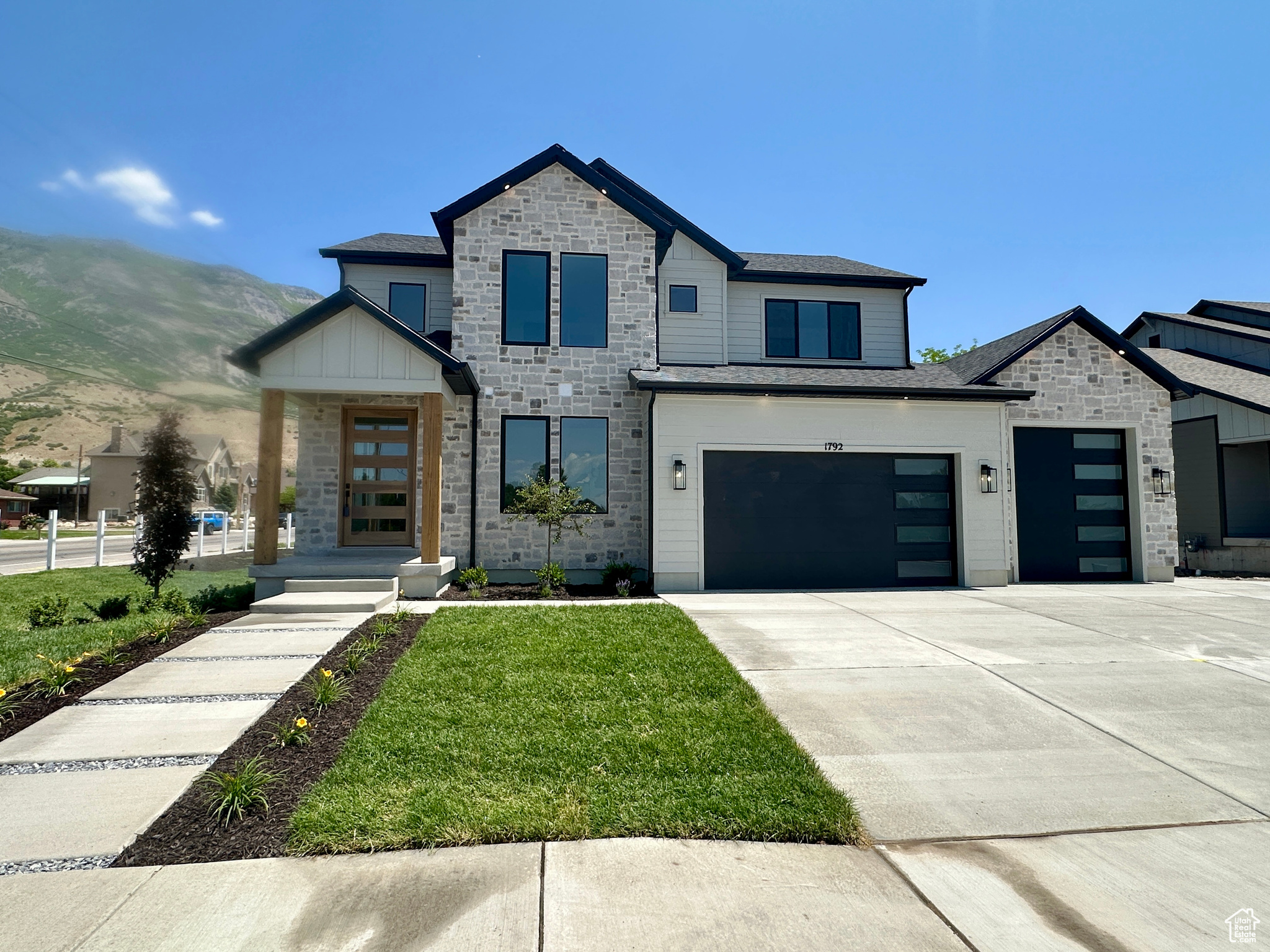 SIENA HEIGHTS - Residential