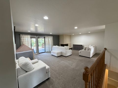 Tiny photo for 2509 E 1900 N, Layton, UT 84040 (MLS # 2143406)