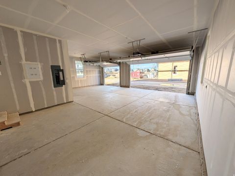 Tiny photo for 11328 S SILVER POND DR W #321, South Jordan, UT 84009 (MLS # 2127957)