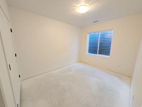 Tiny photo for 11328 S SILVER POND DR W #321, South Jordan, UT 84009 (MLS # 2127957)