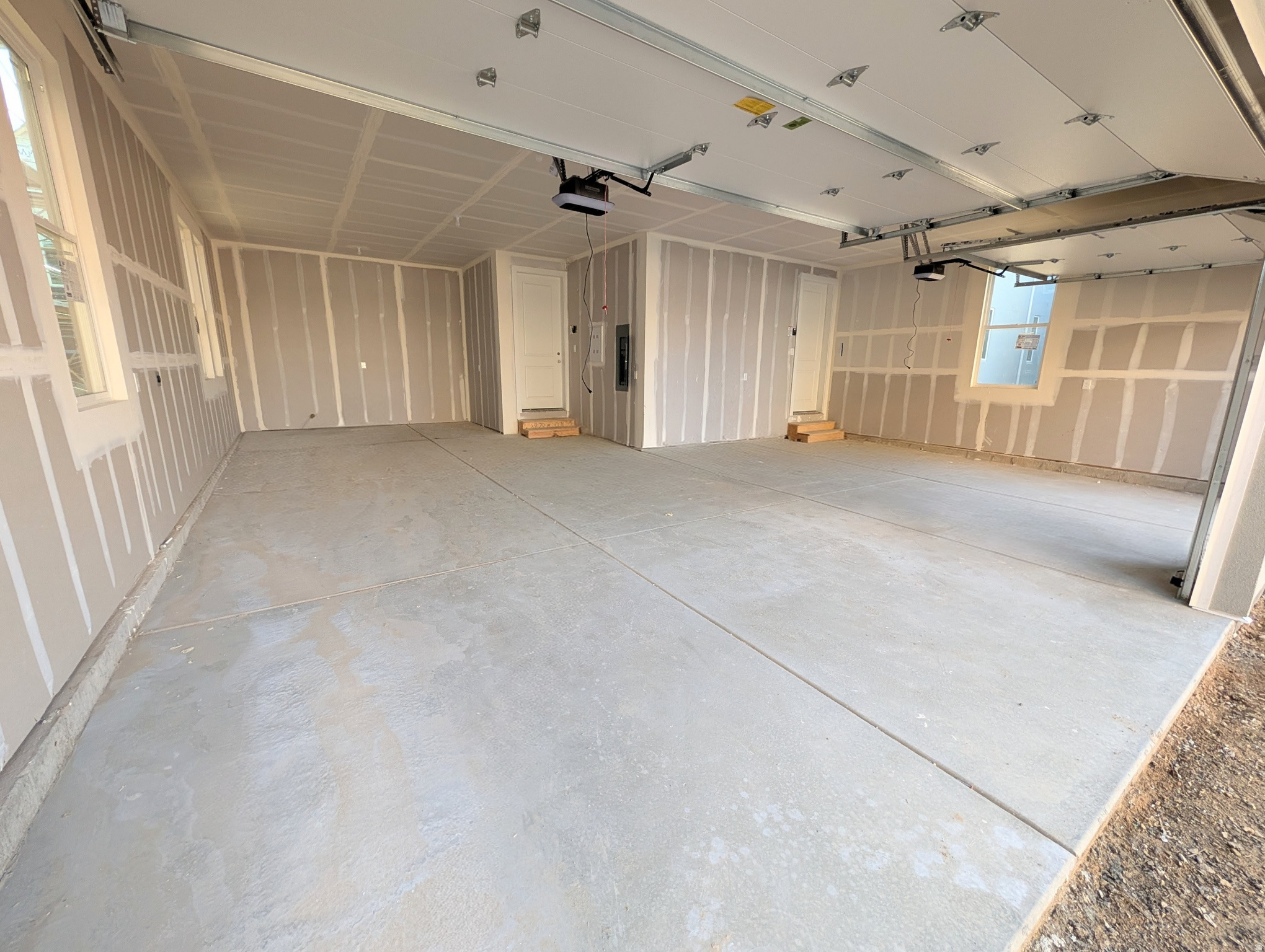 DAYBREAK - Residential