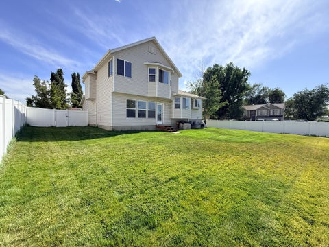 Tiny photo for 938 W 1520 N, Clinton, UT 84015 (MLS # 2161383)