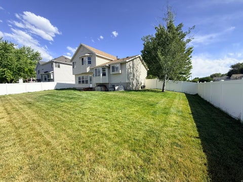 Tiny photo for 938 W 1520 N, Clinton, UT 84015 (MLS # 2161383)