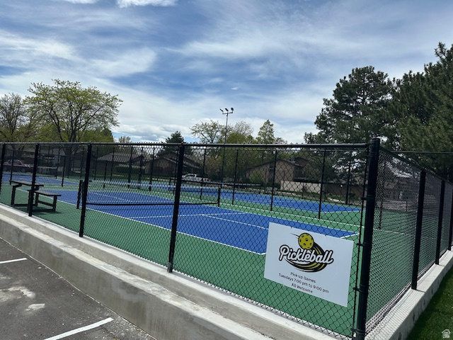 BROOKSTONE - Residential