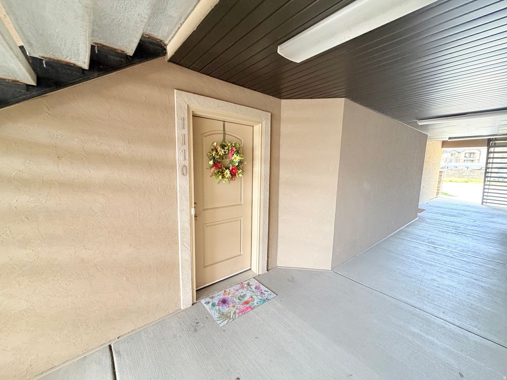 Photo of 1045 S 1700 W #1110, Payson, UT 84651 (MLS # 2152298)