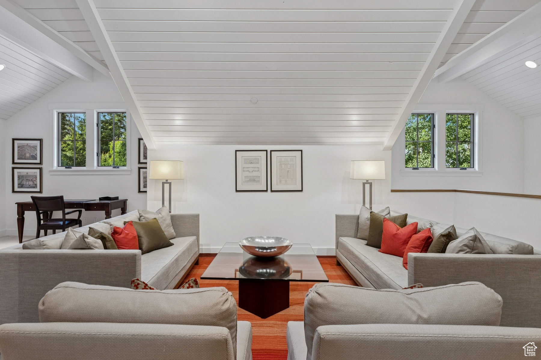 WHITE PINE RANCHES - Residential