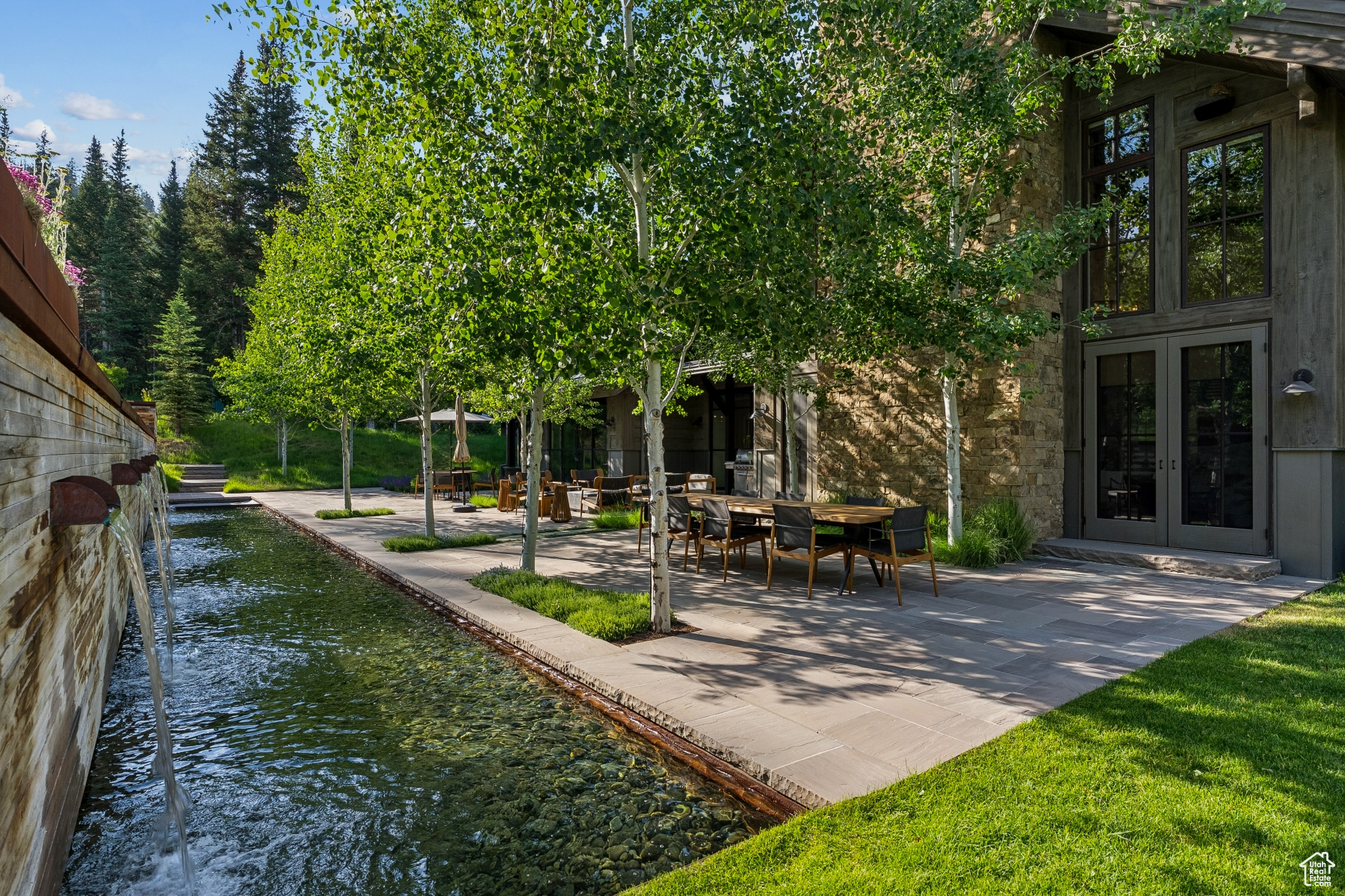 WHITE PINE RANCHES - Residential