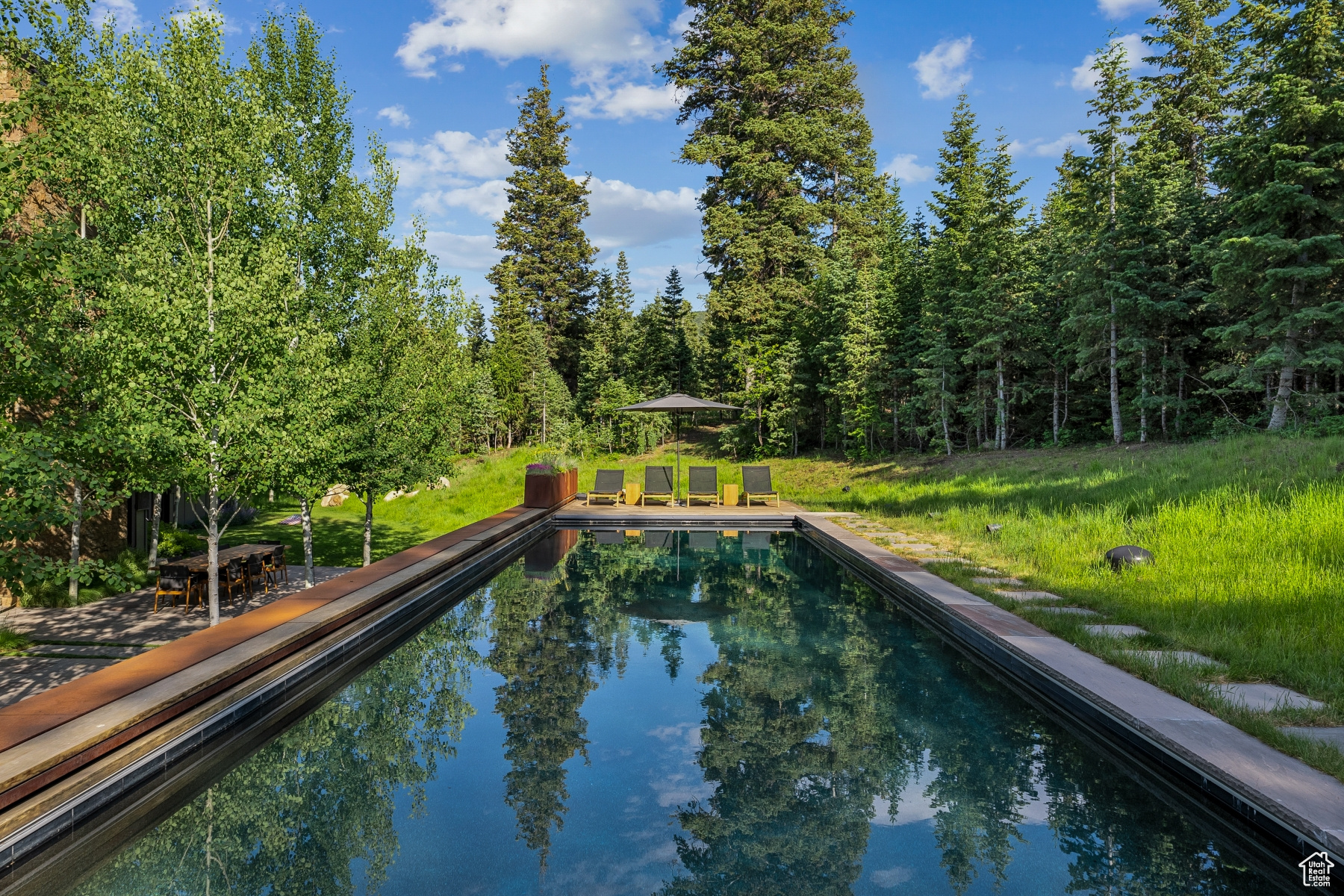 WHITE PINE RANCHES - Residential