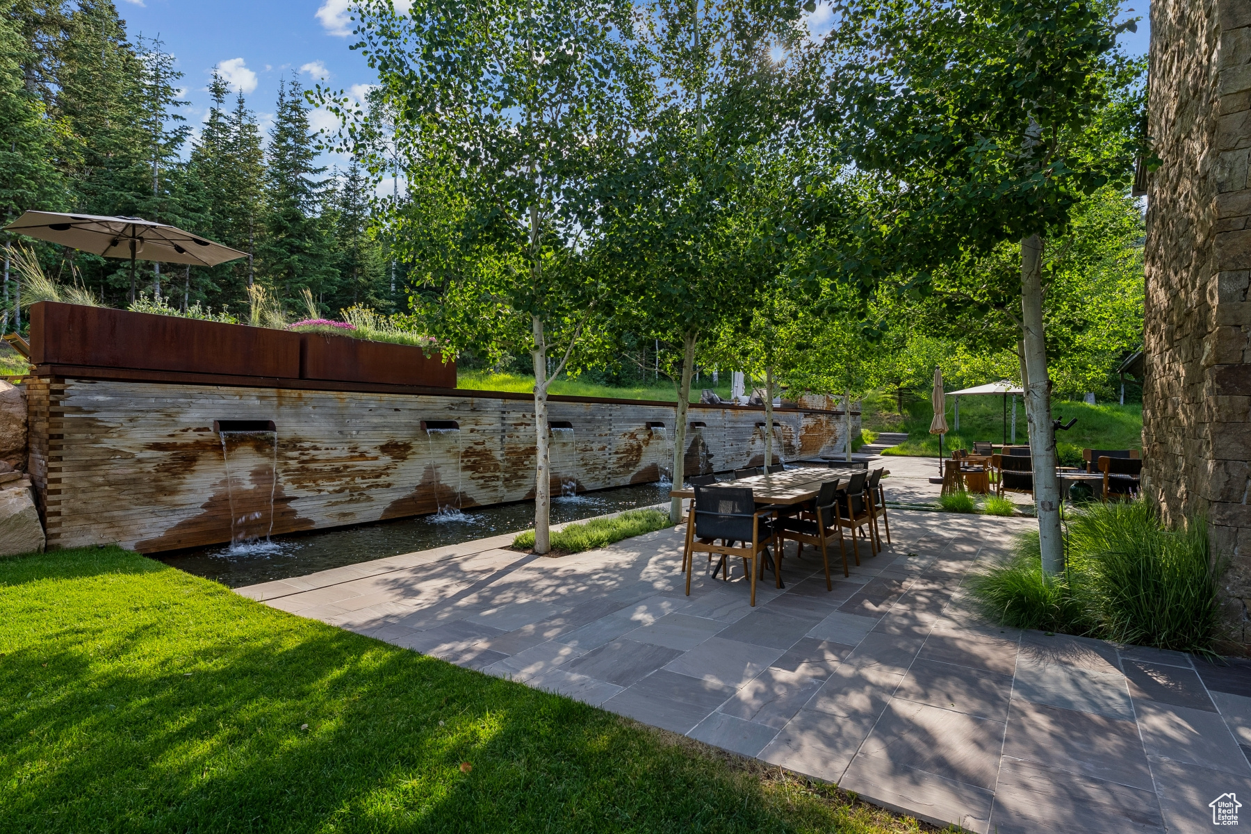 WHITE PINE RANCHES - Residential