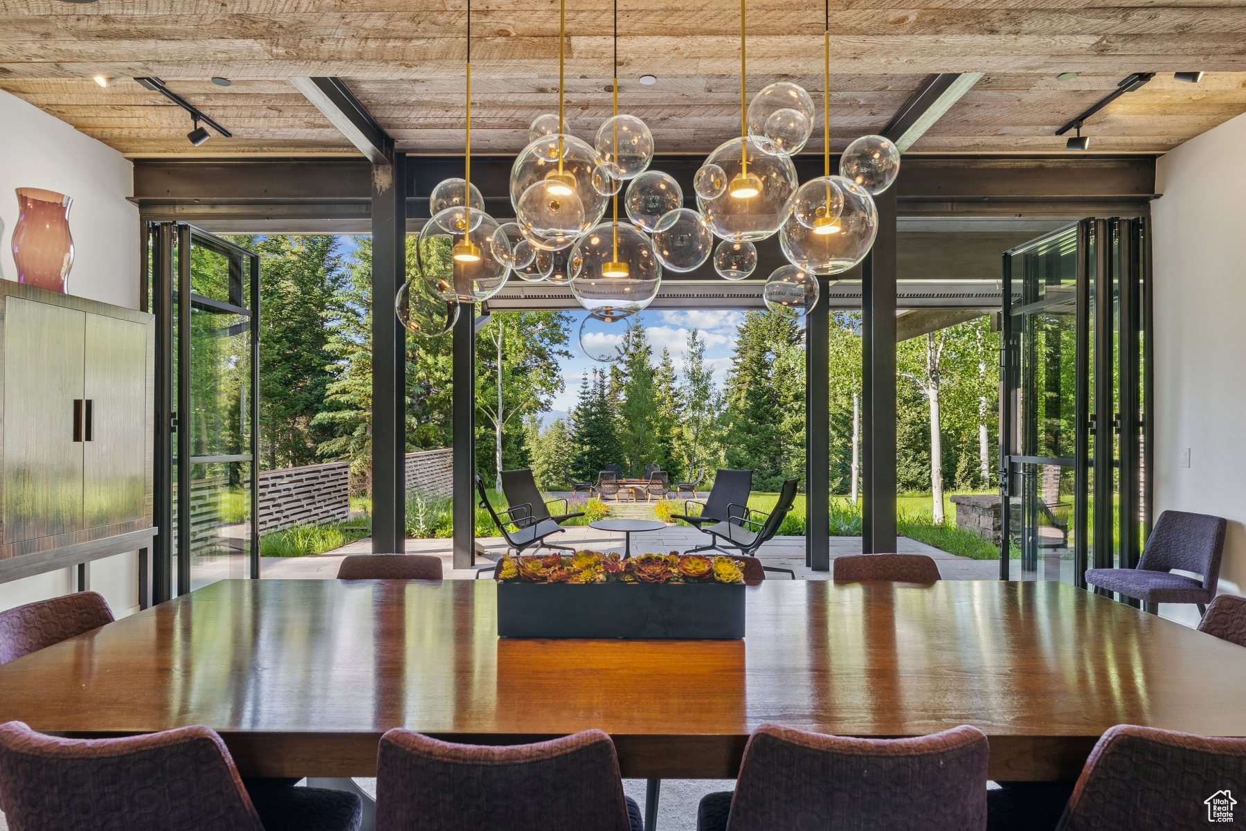 WHITE PINE RANCHES - Residential