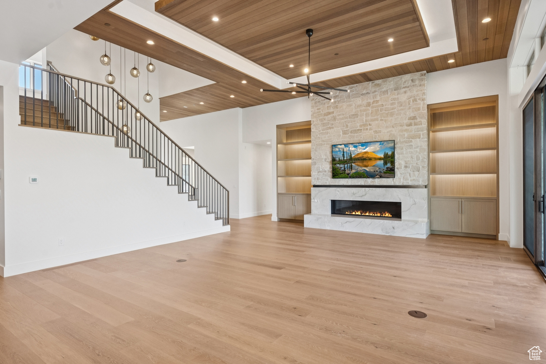 THE OAKS - Residential