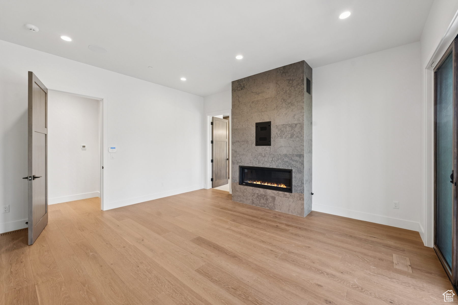 THE OAKS - Residential