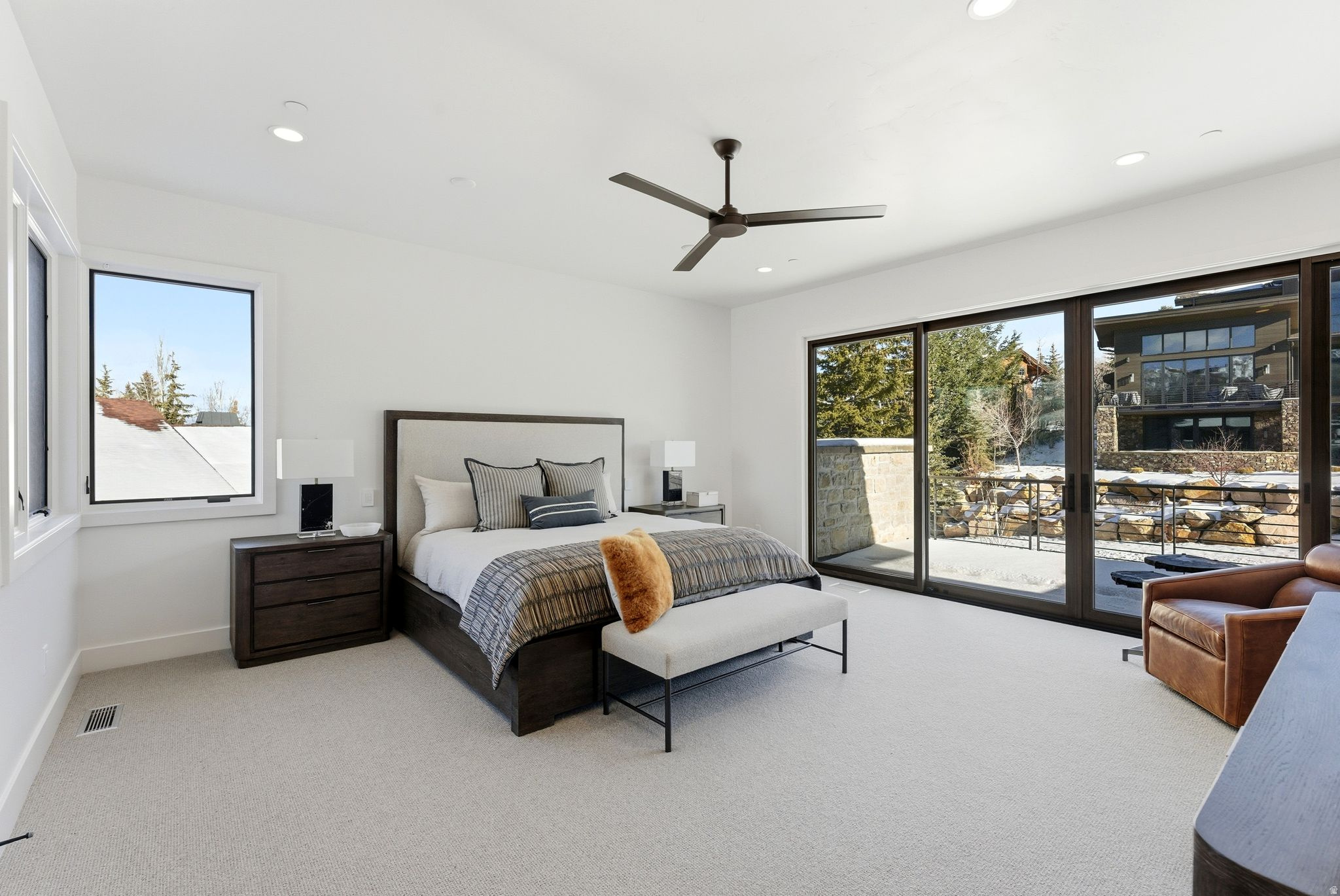 THE OAKS - Residential