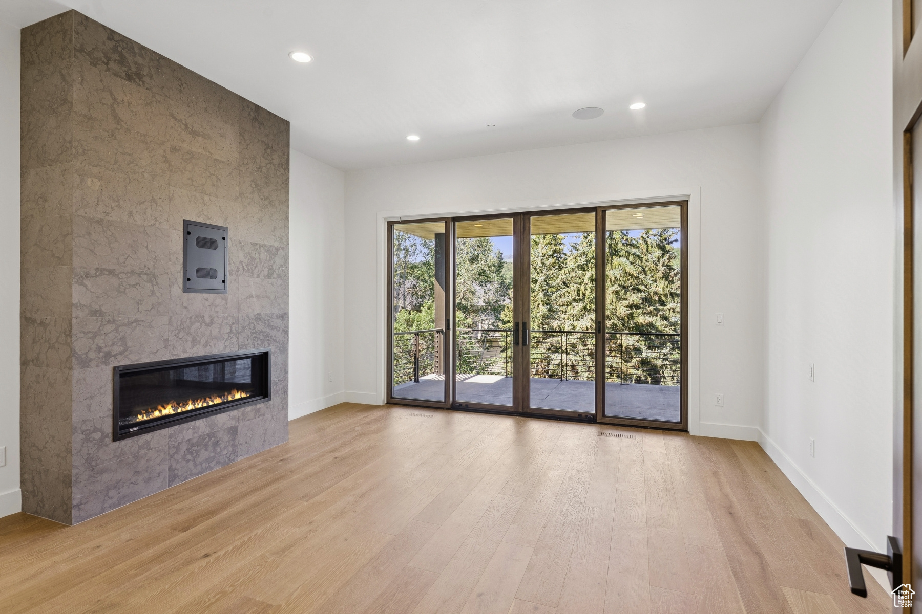 THE OAKS - Residential
